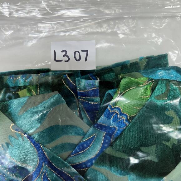 Vintage 2000s Women's S Velvet Burnout Top Teal Gold V-Neck Sleeveless Blouse - Picture 9 of 9